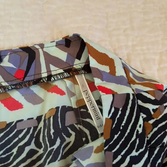 PEPPERMINT Patterned Skirt Size small Pockets Black White Multicolor - Picture 2 of 3